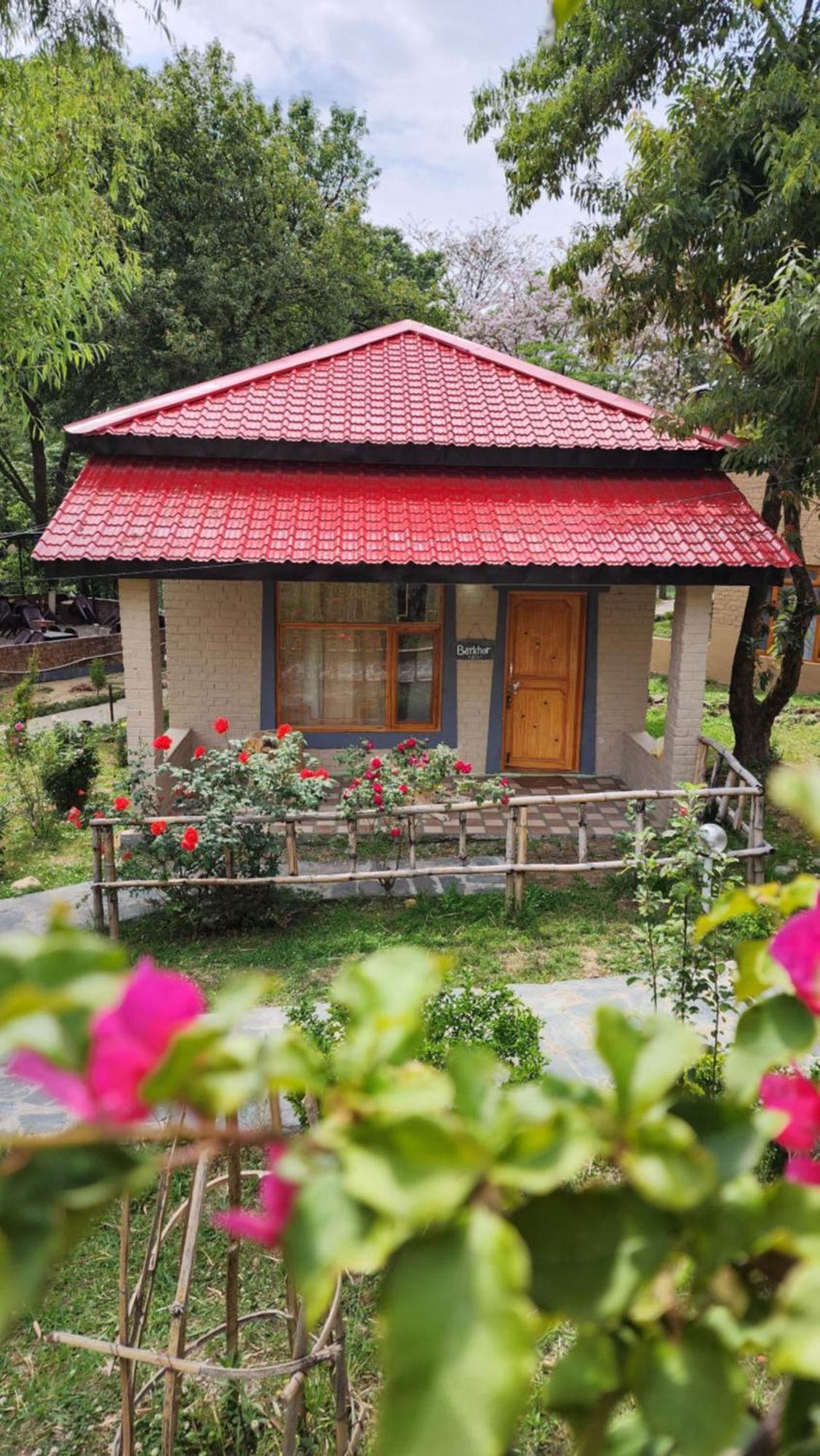 Namlang Resort Bīr エクステリア 写真
