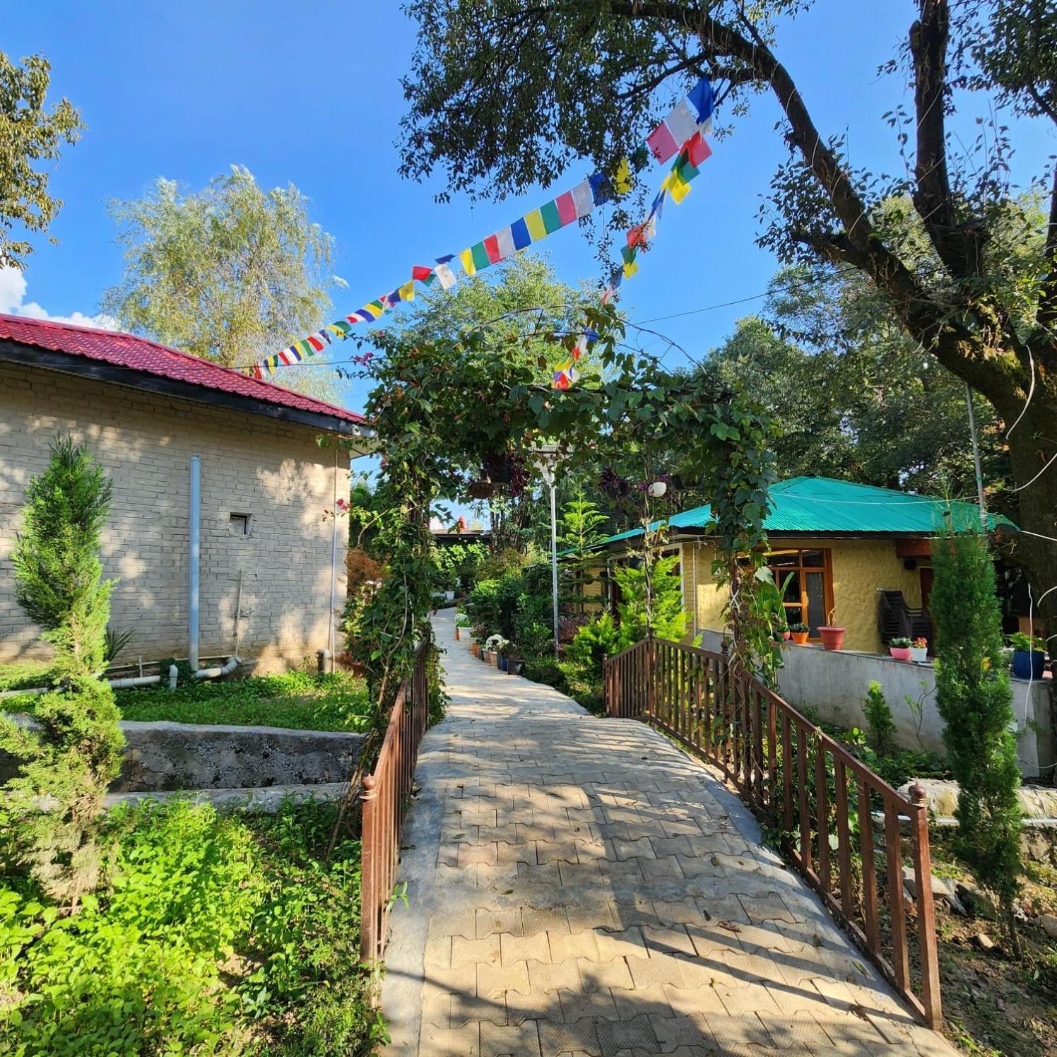 Namlang Resort Bīr エクステリア 写真
