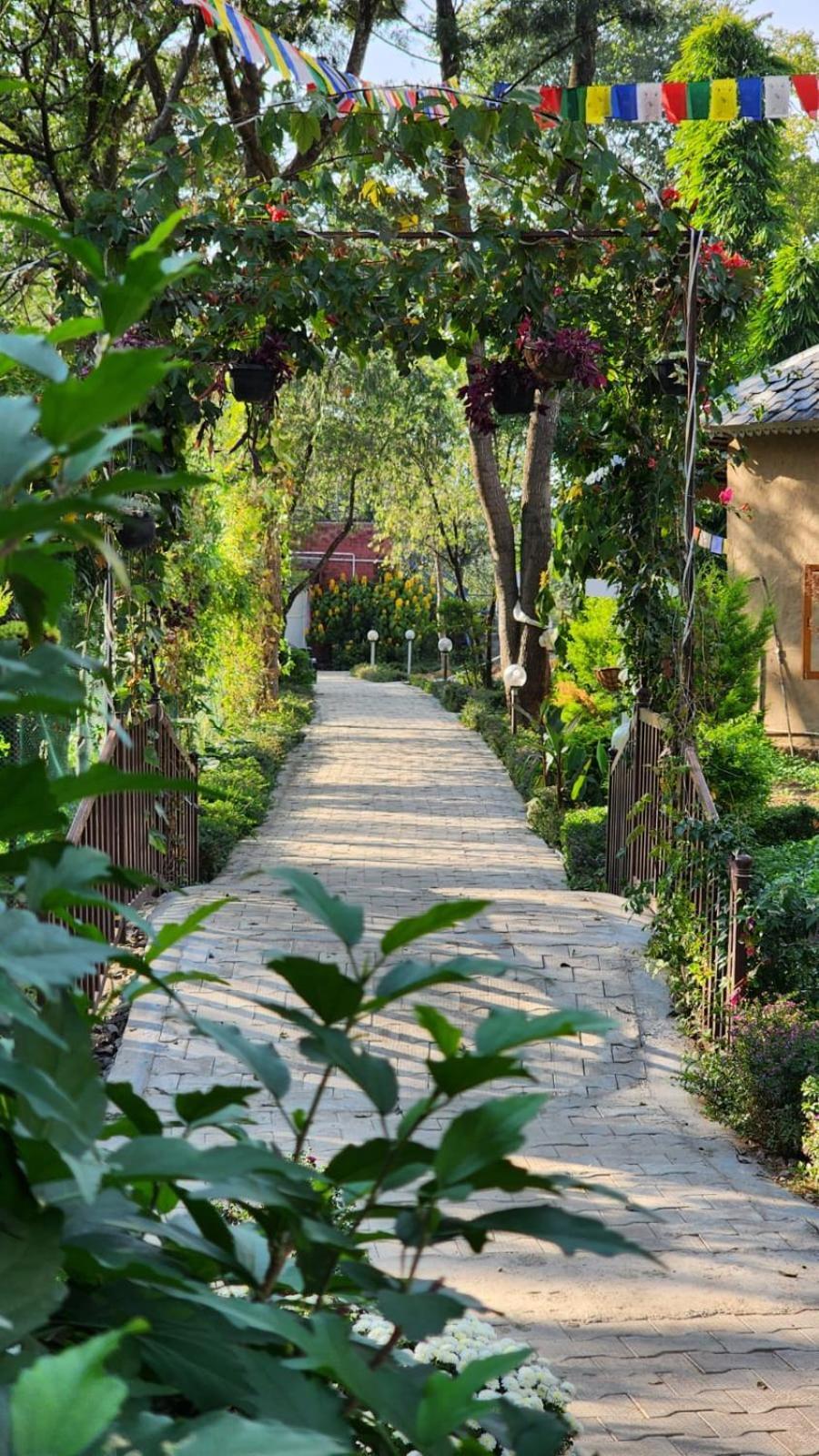 Namlang Resort Bīr エクステリア 写真